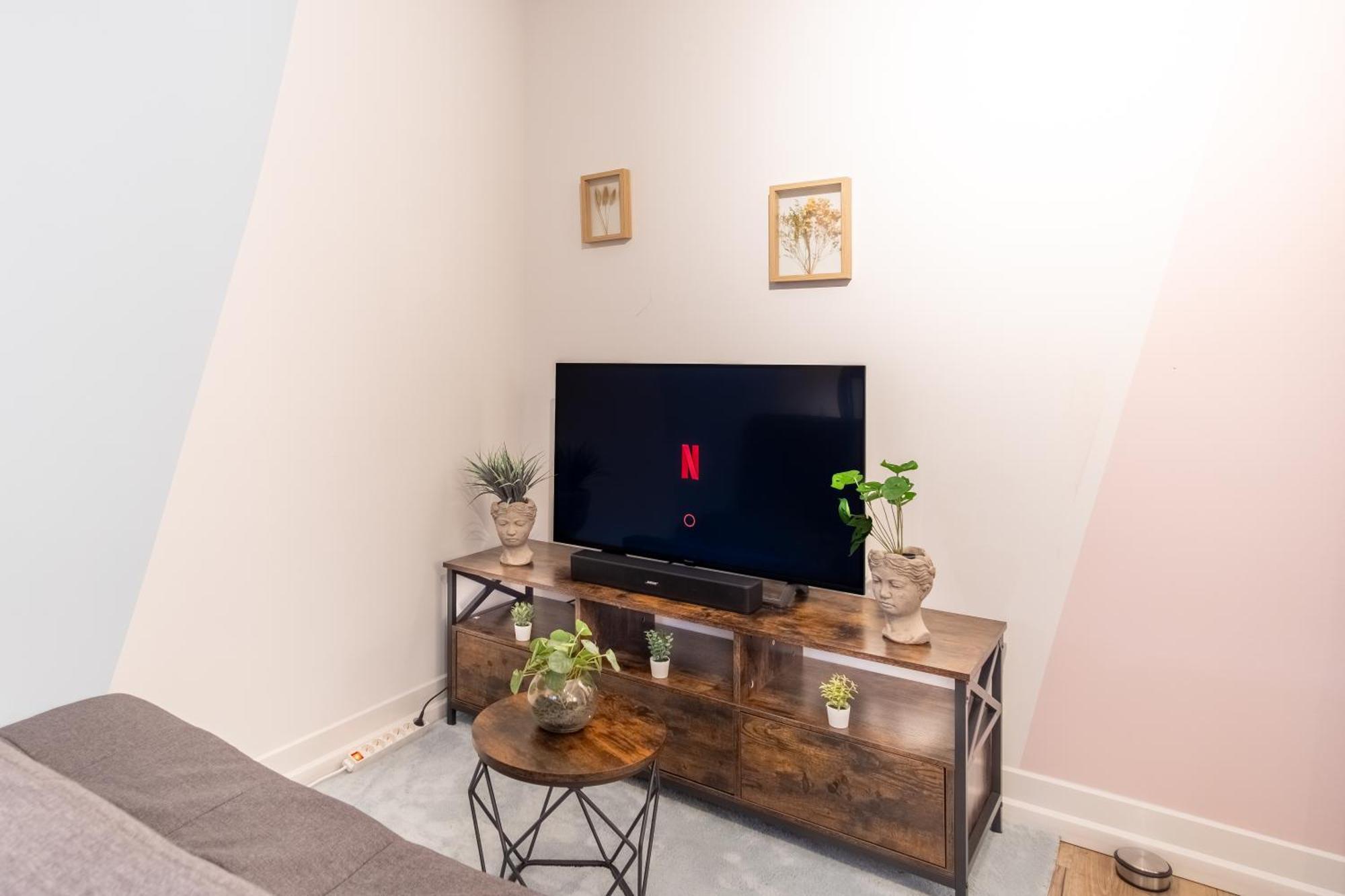 ライプツィヒPool Table Heaven, Workstation, 4K Tv, Netflixアパートメント エクステリア 写真